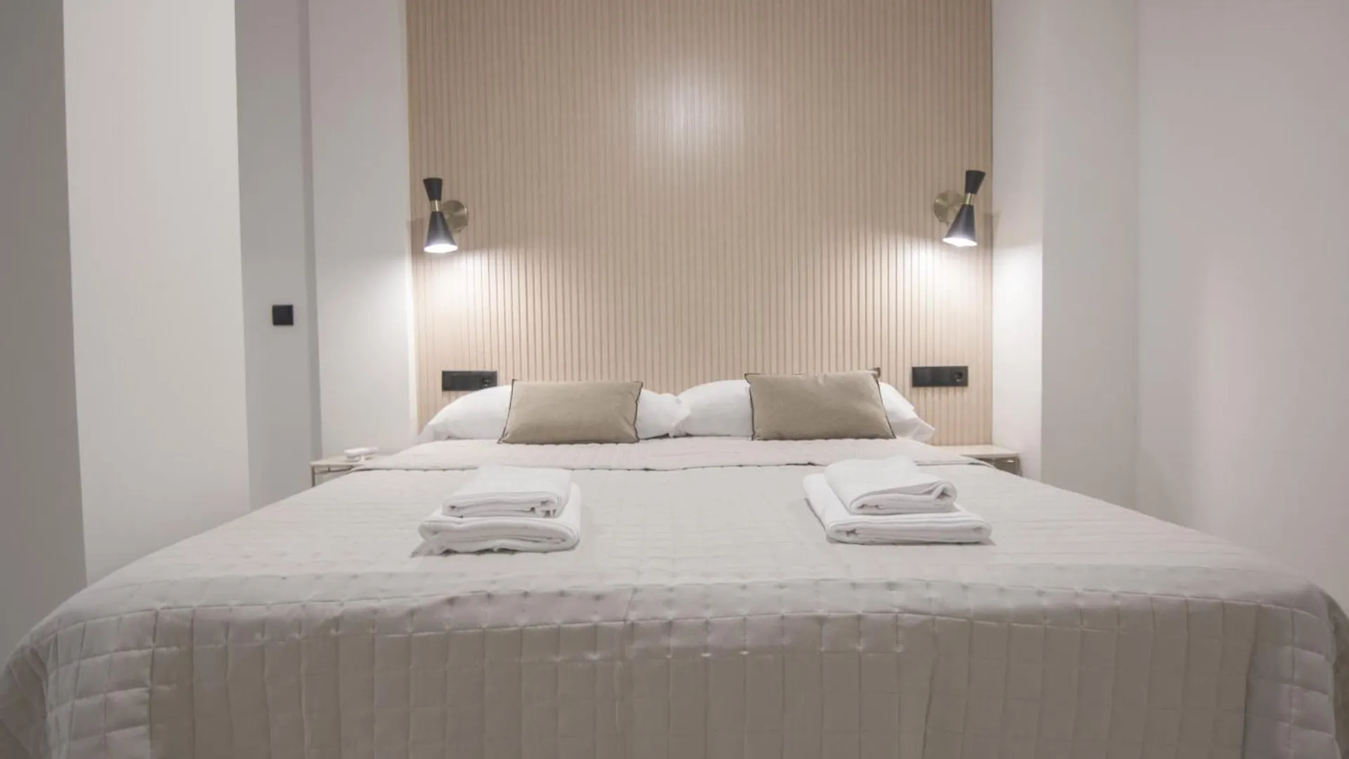Rentalsevilla Virgen De Robledo Apartment Seville